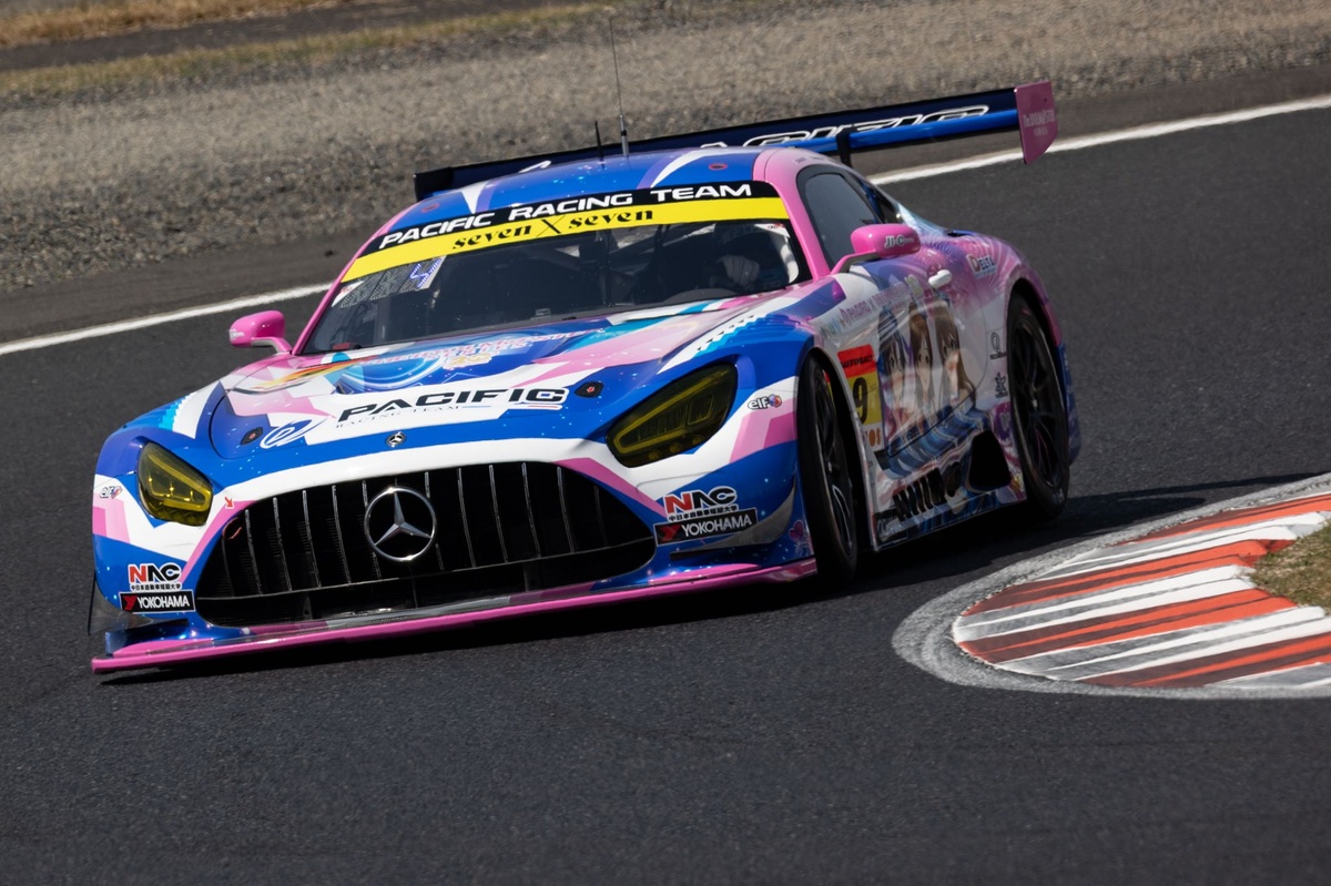 シャシーナンバー1桁！？ 超古株AMG GT3から車体入替えで大躍進