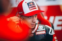 Acosta: "Se aprende m&aacute;s peleando atr&aacute;s que cuando vas delante y todo es bonito"