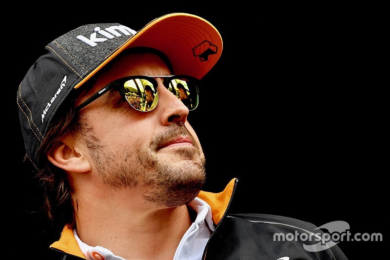 Alonso folytatja: 2019-től újra a gyári Renault pilótája lehet
