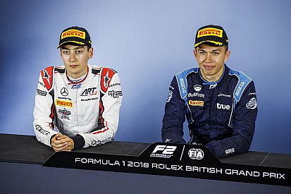 Russell : "Albon est le pilote le plus sous-estimé en formules de promotion"