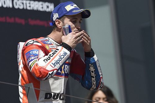 'El graduado' por Mart&iacute;n Urruty