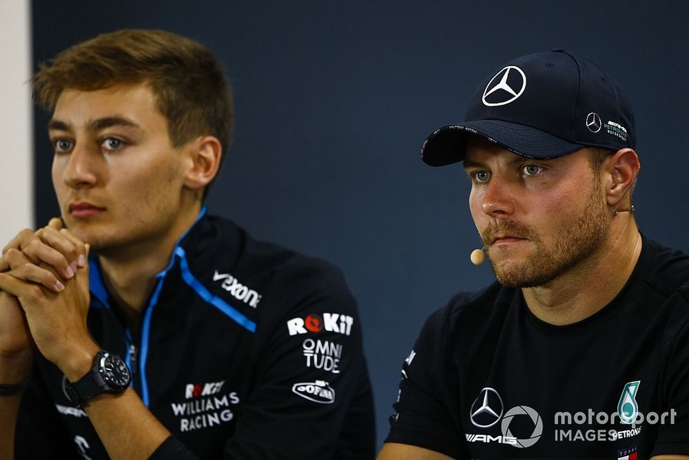 Valtteri Bottas, Mercedes AMG F1, and George Russell, Williams Racing 