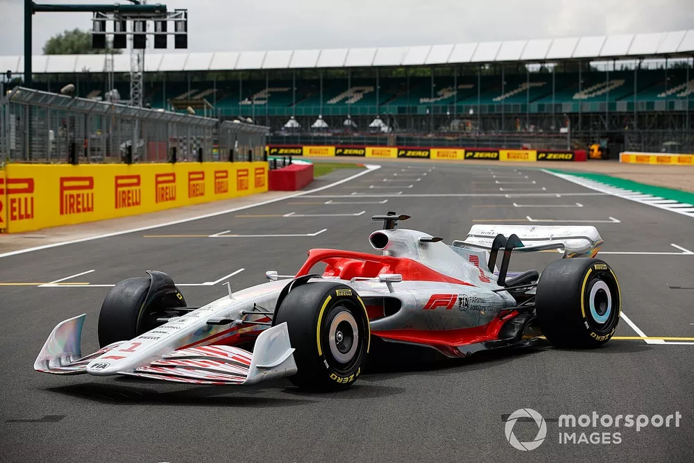 The 2022 Formula 1 car launch event on the Silverstone grid