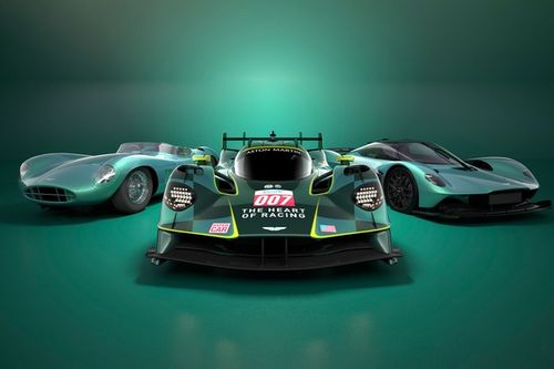 Pierwszy skład Astona Martina w komplecie