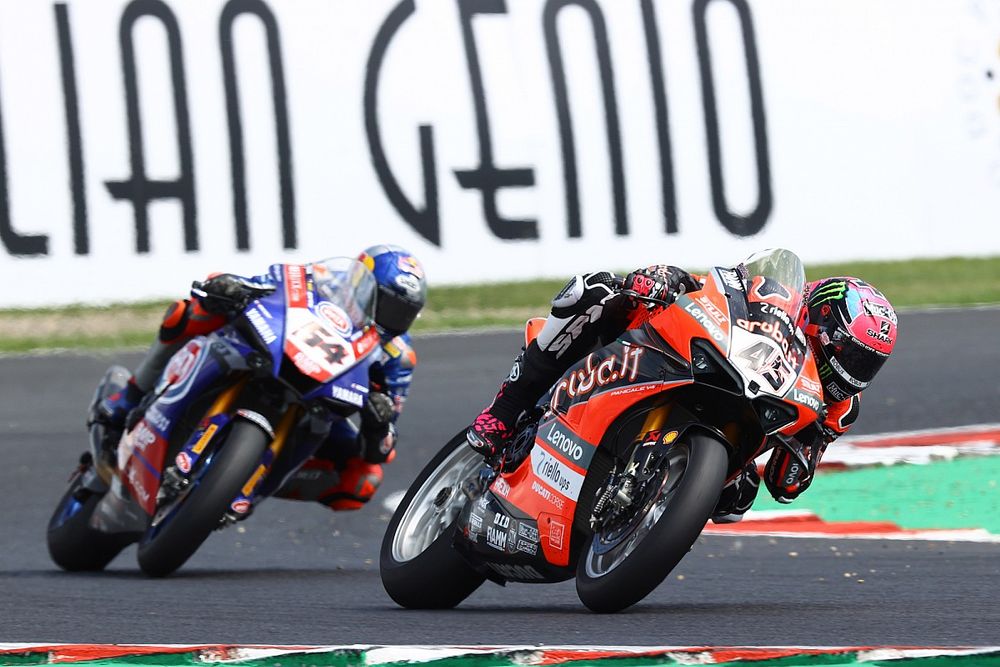 Scott Redding, Aruba.It Racing - Ducati, Toprak Razgatlioglu, PATA Yamaha WorldSBK Team