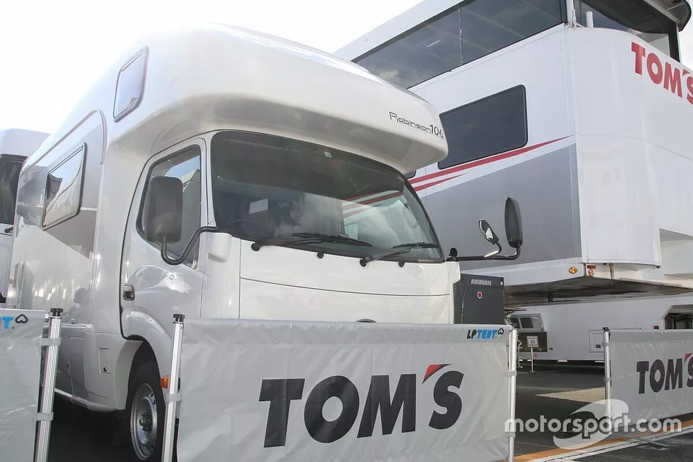 Motegi paddock