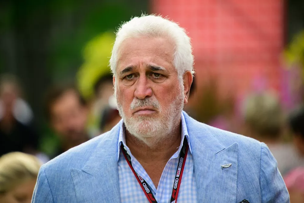 Lawrence Stroll due&ntilde;o del equipo Aston Martin