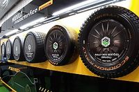 Pirelli apresenta módulo de produção de pneus para competições para América Latina