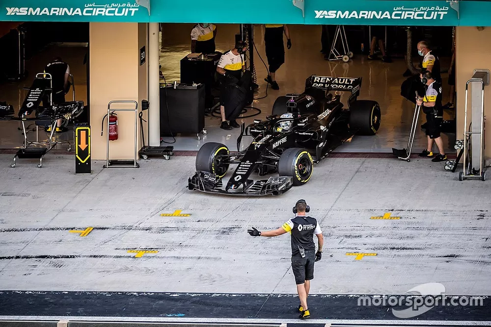 Fernando Alonso, Renault F1 Team R.S.18 