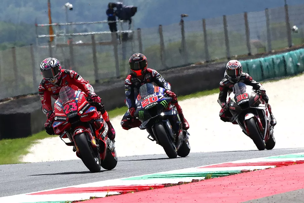 Enea Bastianini, Ducati Team, Fabio Quartararo, Yamaha Factory Racing 