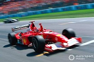 Un nuevo libro fotográfico repasa la experiencia dentro de Ferrari F1