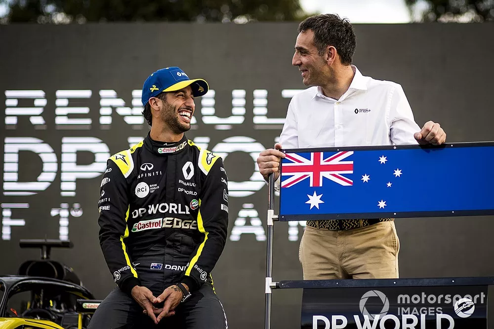 Daniel Ricciardo, Renault F1 avec Cyril Abiteboul, directeur g&eacute;n&eacute;ral Renault F1 Team 