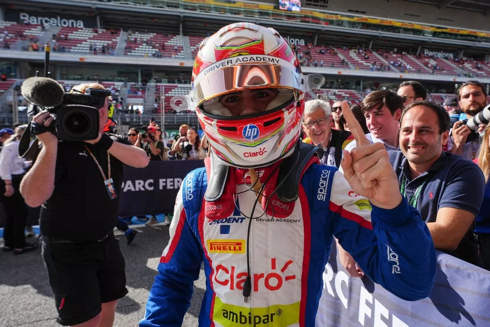 Race winner Rafael Camara, Trident