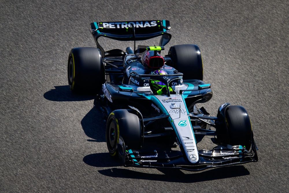 Lewis Hamilton, Mercedes W15