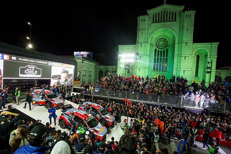 Thierry Neuville, Nicolas Gilsoul, Hyundai Motorsport Hyundai i20 Coupe WRC, S&eacute;bastien Loeb, Daniel Elena, Hyundai Motorsport Hyundai i20 Coupe WRC, Andreas Mikkelsen, Anders J&aelig;ger, Hyundai Motorsport Hyundai i20 Coupe WRC