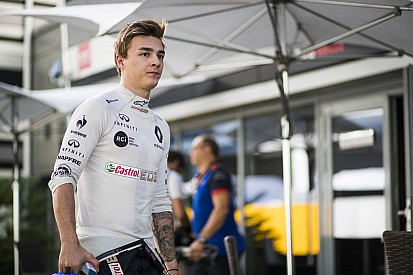 Detienen en Rusia al padre de Artem Markelov