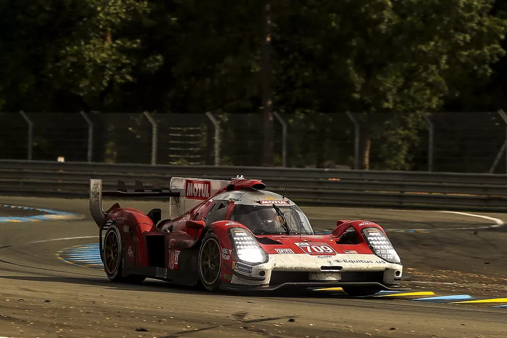 #709 Glickenhaus Racing Glickenhaus 007 LMH Hypercar, Ryan Briscoe, Richard Westbrook, Romain Dumas 