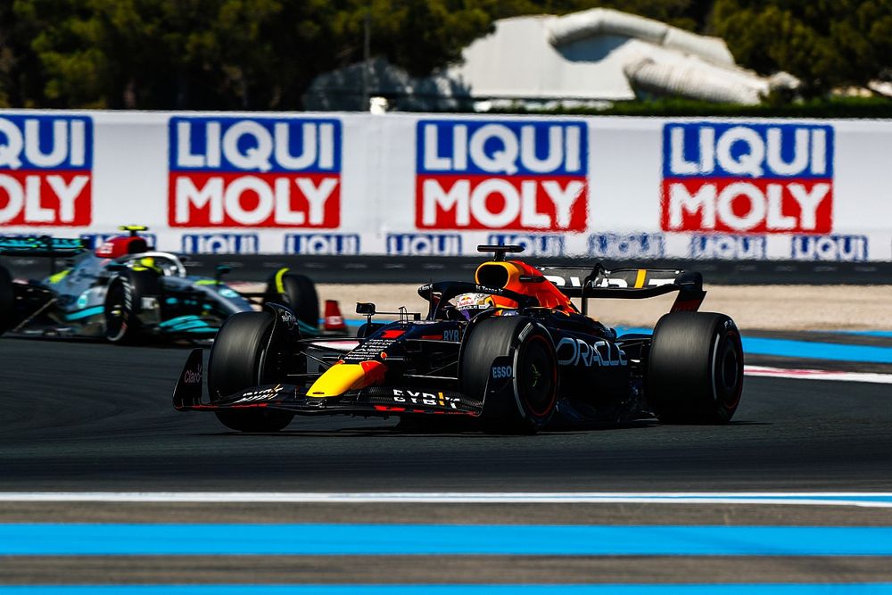 Max Verstappen, Red Bull Racing RB18, Lewis Hamilton, Mercedes W13