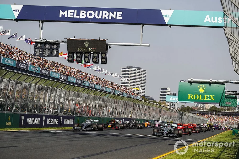 The lights go out and Lewis Hamilton, Mercedes AMG F1 W10, leads Valtteri Bottas, Mercedes AMG W10, Sebastian Vettel, Ferrari SF90, Max Verstappen, Red Bull Racing RB15, and the rest of the field away at the start