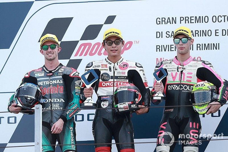 Podium: race winner Tatsuki Suzuki, SIC58 Squadra Corse, second place John McPhee, SIC Racing Team, third place Tony Arbolino, Team O