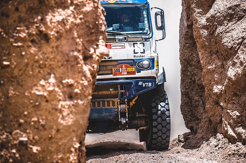 Dakar, Camion: a Lima chiude Van Genugten, ma Nikolaev celebra il poker