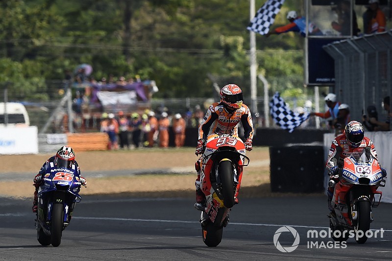 MotoGP in Thailand: Marquez besiegt Dovizioso in packendem Finish