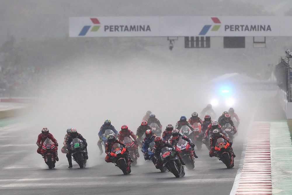 Fabio Quartararo, Yamaha Factory Racing leads start
