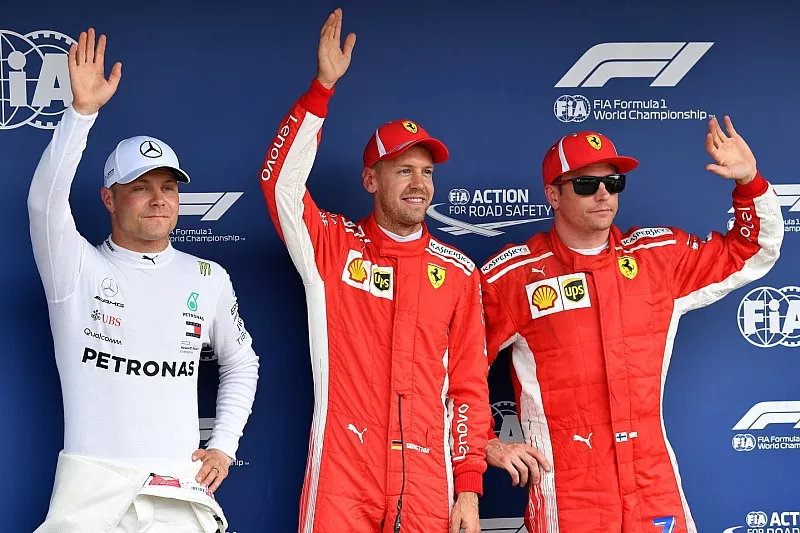 Valtteri Bottas, Mercedes-AMG F1, le poleman Sebastian Vettel, Ferrari et Kimi Raikkonen, Ferrari dans le Parc Ferm&eacute;