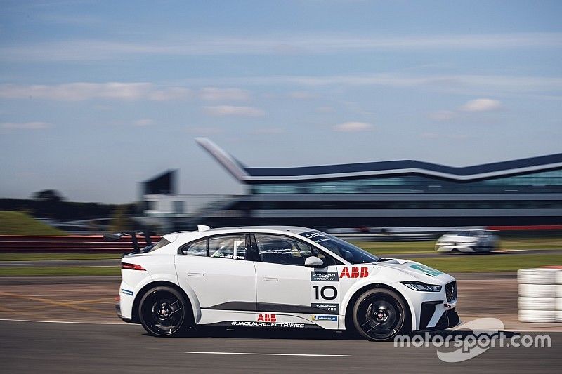 S&eacute;rgio Jimenez, Jaguar I-PACE eTROPHY