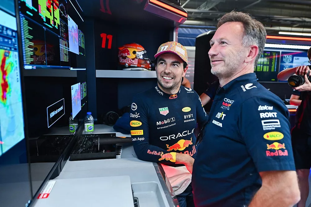 Sergio Pérez, Red Bull Racing y Christian Horner director de Red Bull