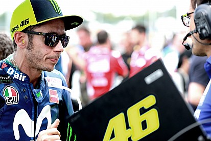 Rossi: "Hemos hablado con los peces gordos de Yamaha, pero no sé si el mensaje ha llegado"