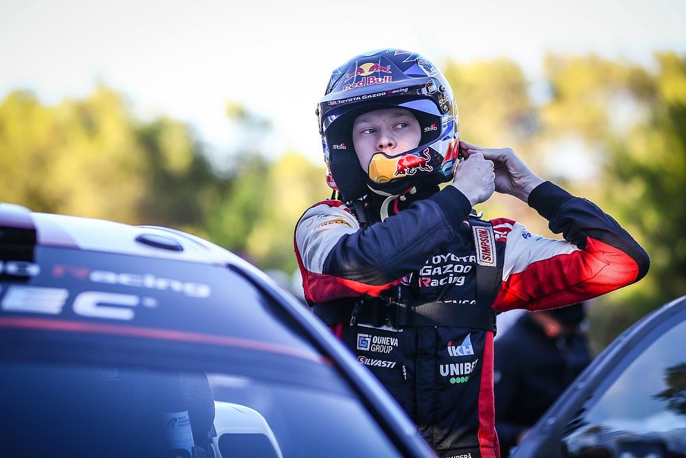 WRC王者ロバンペラ、2024年はGTレース参戦に意欲「まずはテストを計画