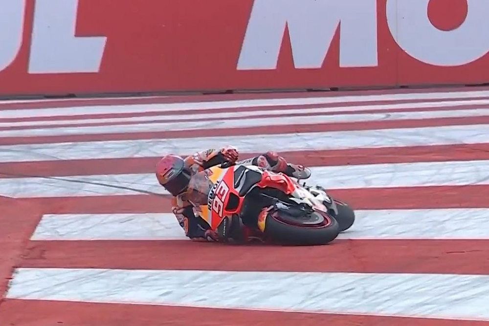 Ca&iacute;da de Marc Marquez en el GP de India