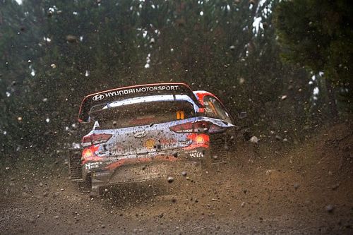 Neuville molesto por la pérdida de tiempo impuesta en la mañana 