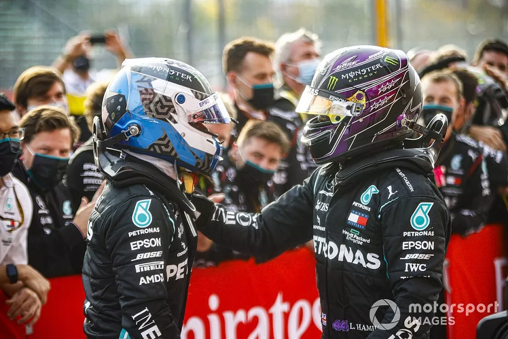 Valtteri Bottas, Mercedes-AMG F1 and Race winner Lewis Hamilton, Mercedes-AMG F1 celebrate in Parc Ferme 