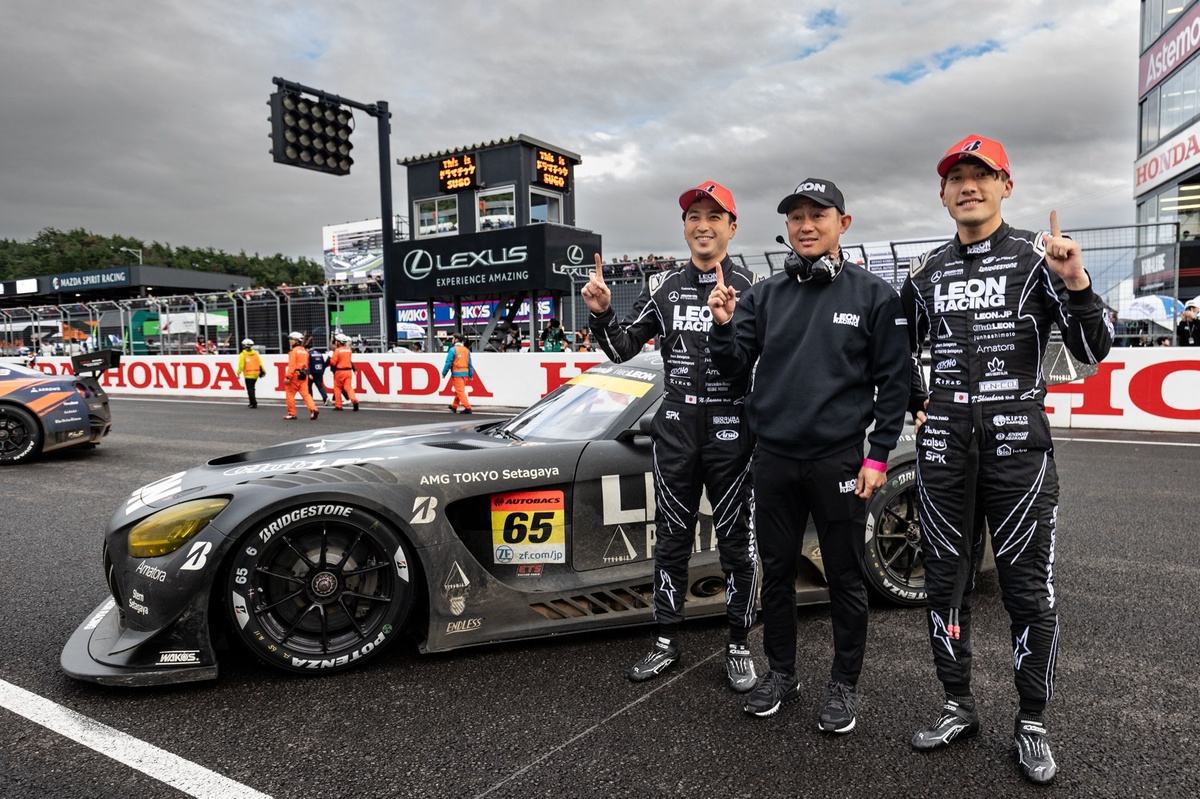 【ヒロシ】LEON PYRAMID AMG GT300 65 LEON PYRAMID AMG of K2 R&D LEON RACING driven by N.Gamou
