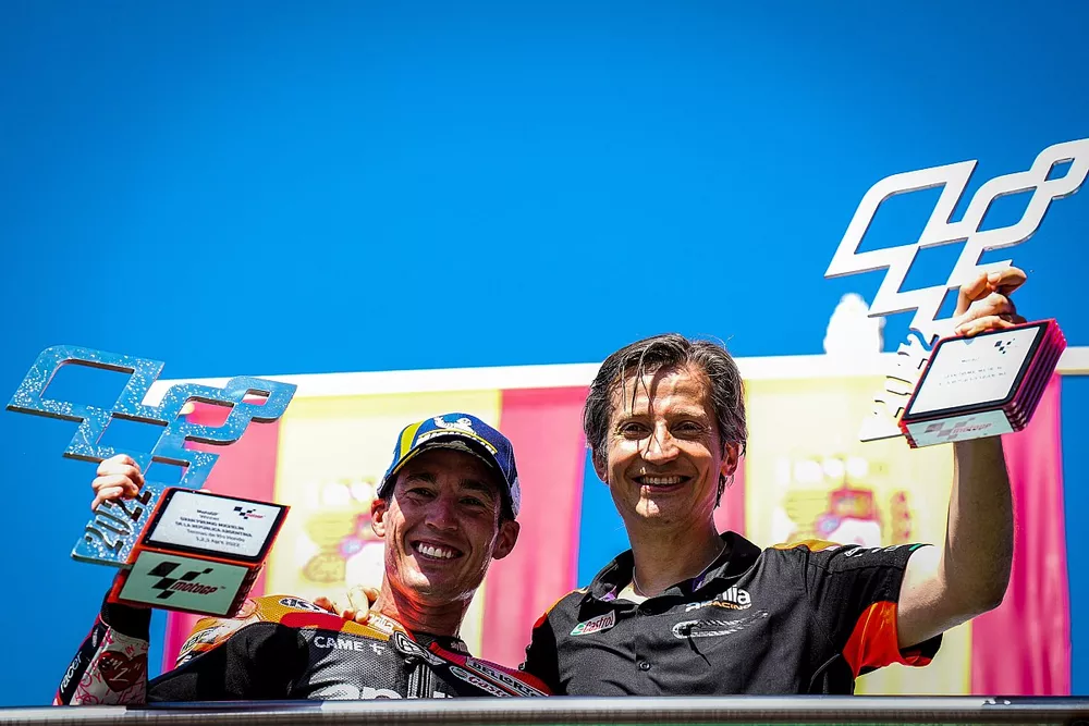 Aleix Espargaro, Aprilia Racing sur le podium