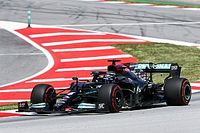 Hamilton z przodu, błąd Verstappena