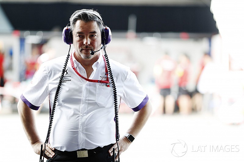 Le directeur de Virgin Racing démissionne