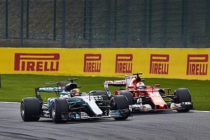 Hamilton: 2017'de Vettel'in zayıf noktasını öğrendim