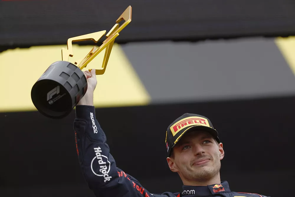 Podio: ganador Max Verstappen, Red Bull Racing