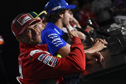 Bautista: “Que hoy sea piloto oficial y el año que viene no esté aquí no deja de ser irónico”