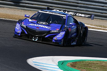 Motegi Super GT: Button, Yamamoto crowned in tense finale