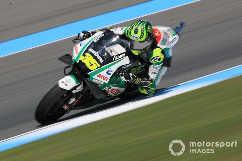 Crutchlow yanlış sürerek arka lastiğini mahvetmiş