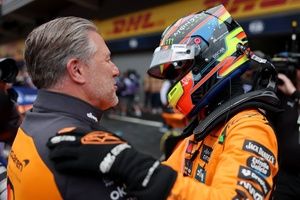 F1: 'Piastri n&atilde;o precisa se reerguer' ap&oacute;s perder t&iacute;tulo de 2025, defende CEO da McLaren
