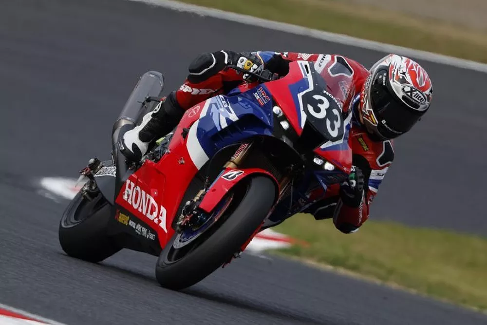 #33 Team HRC