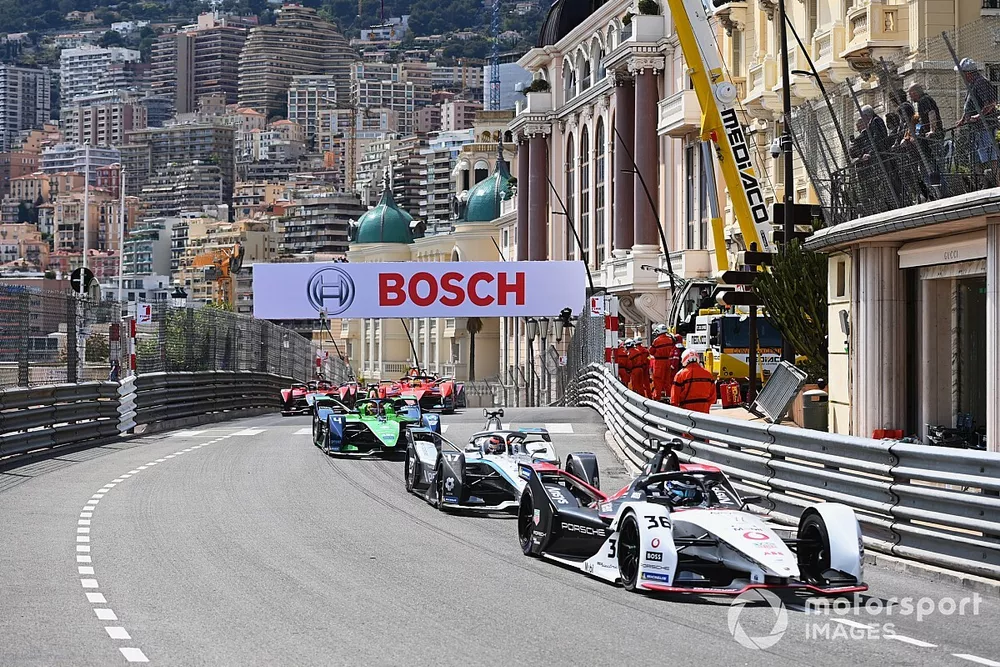 Andre Lotterer, Porsche, Porsche 99X Electric, Nyck de Vries, Mercedes-Benz EQ, EQ Silver Arrow 02, Robin Frijns, Envision Racing, Audi e-tron FE07