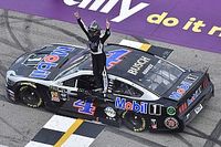 Harvickowi wystarczyło paliwa