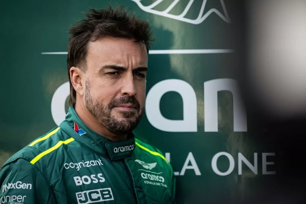 Fernando Alonso, Aston Martin F1 Team 