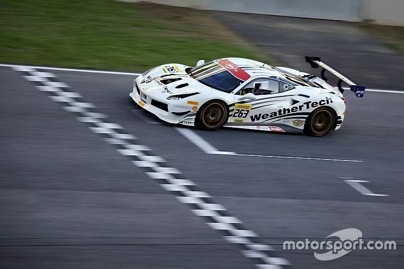 #263 Ferrari 488 Challenge, Ferrari Westlake: Cooper MacNeil